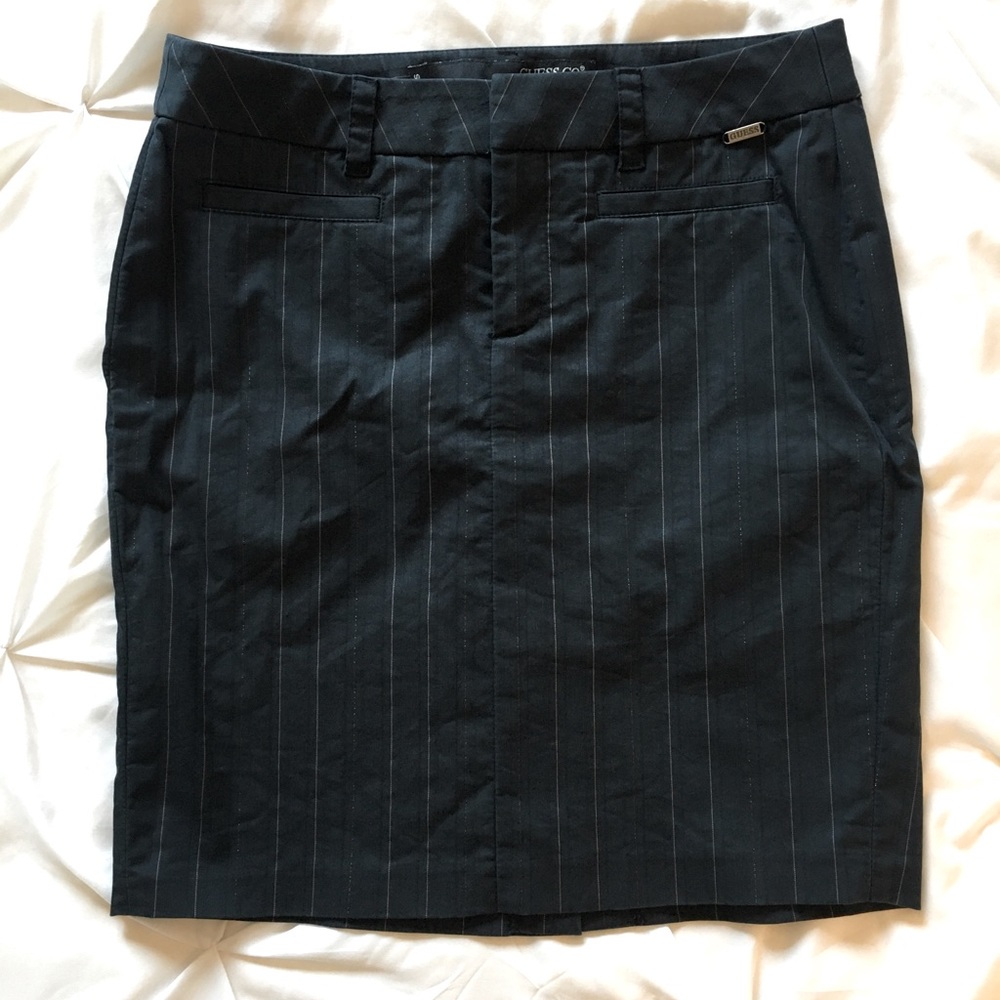 Vintage 2000’s Guess Skirt